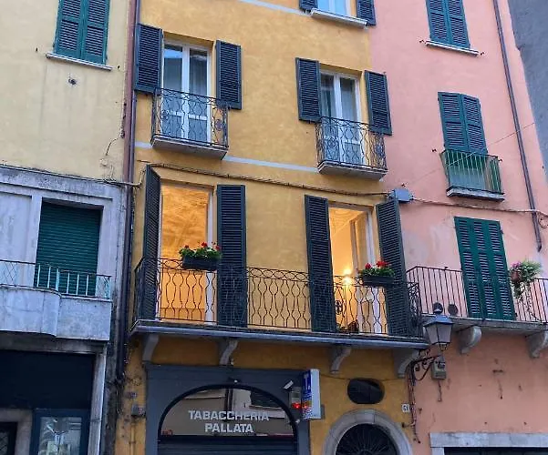 דירה Casa Roveglia