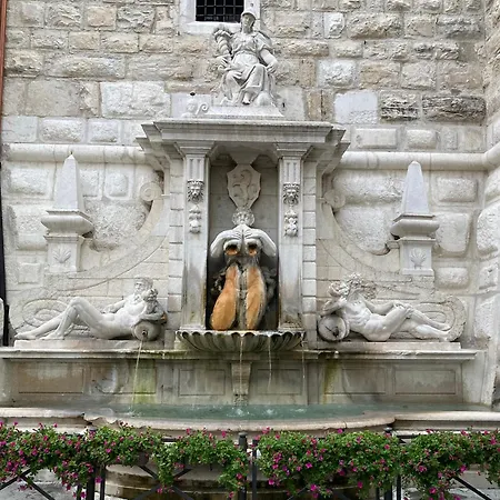 Casa Roveglia アパート